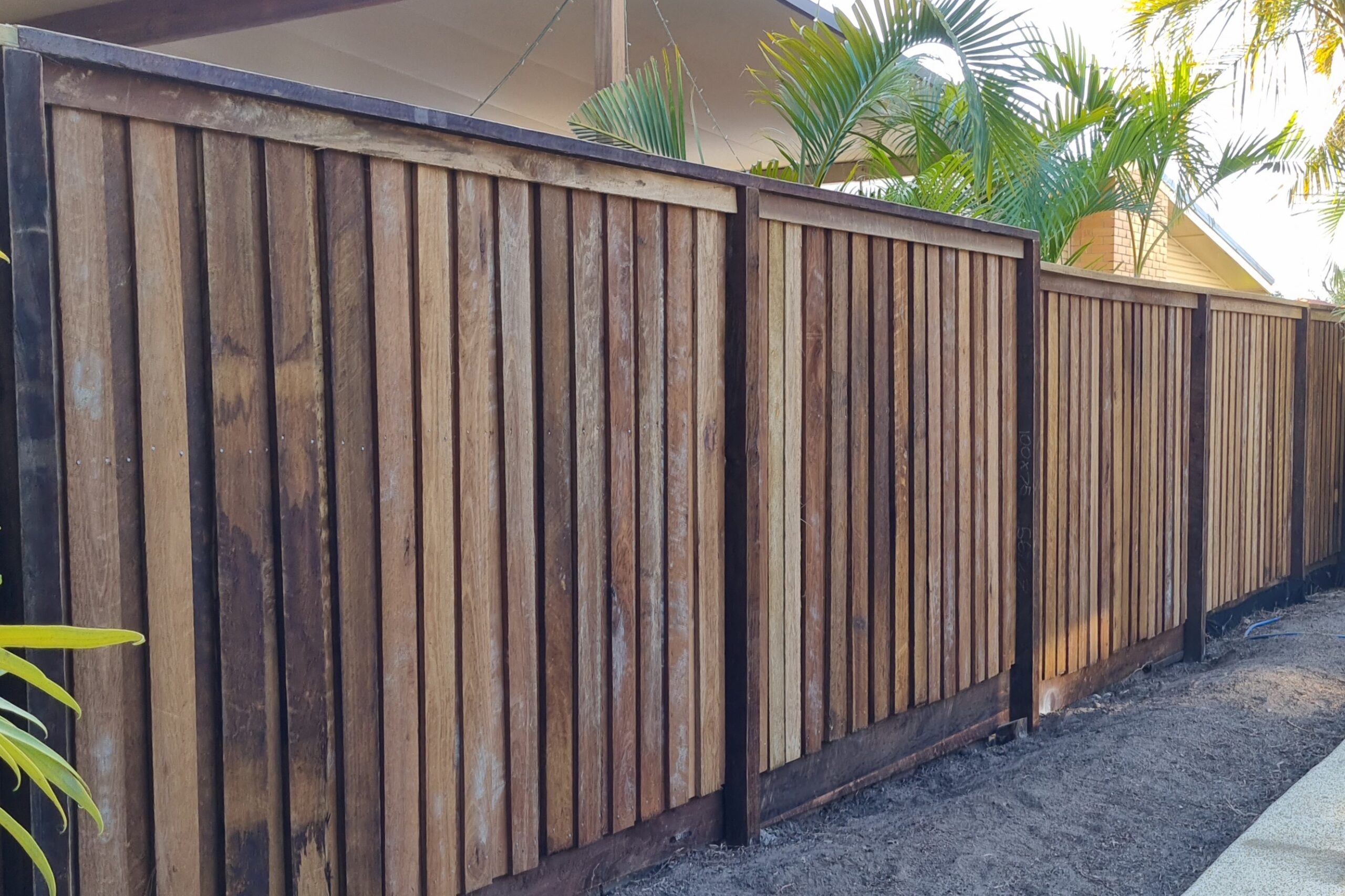 Lapped and Capped Hardwood Fence