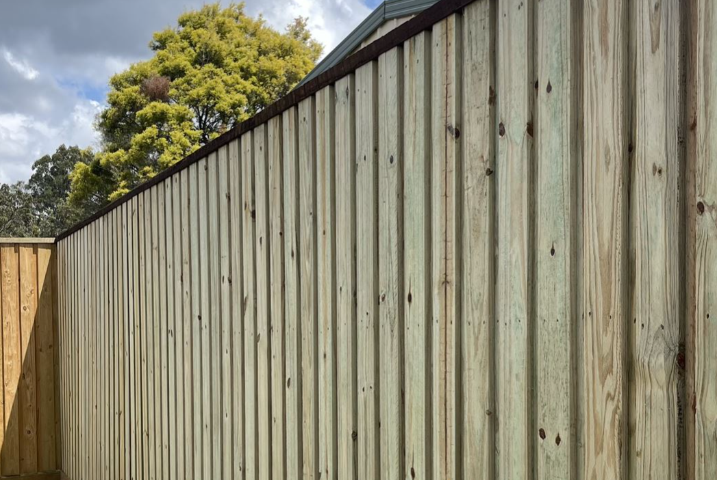 Timber fence ideas,timber fence style