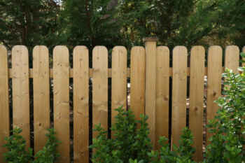 "Timber fence ideas: Choosing the right style for your fence\u00a0"